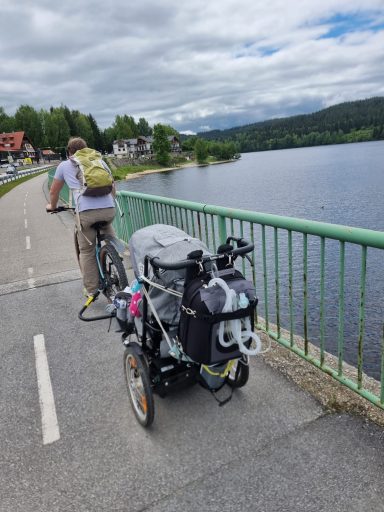 Radtour mit viel Gepäck